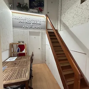 Airbhouse Private & Siviglia